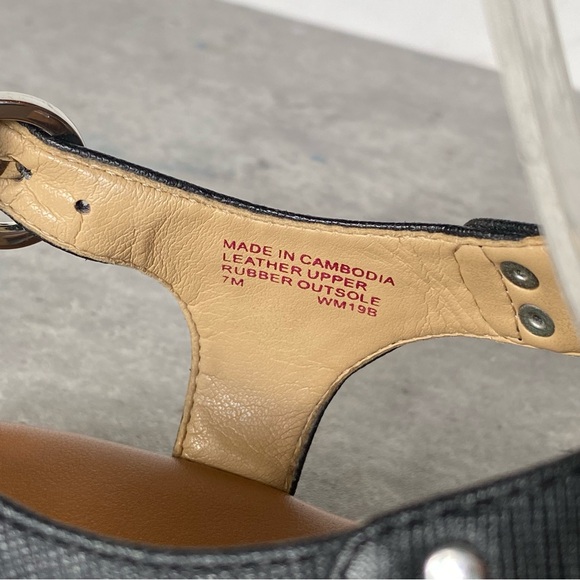 Michael Kors Plate Thong Black Sandals Women’s 7 - Picture 13 of 13